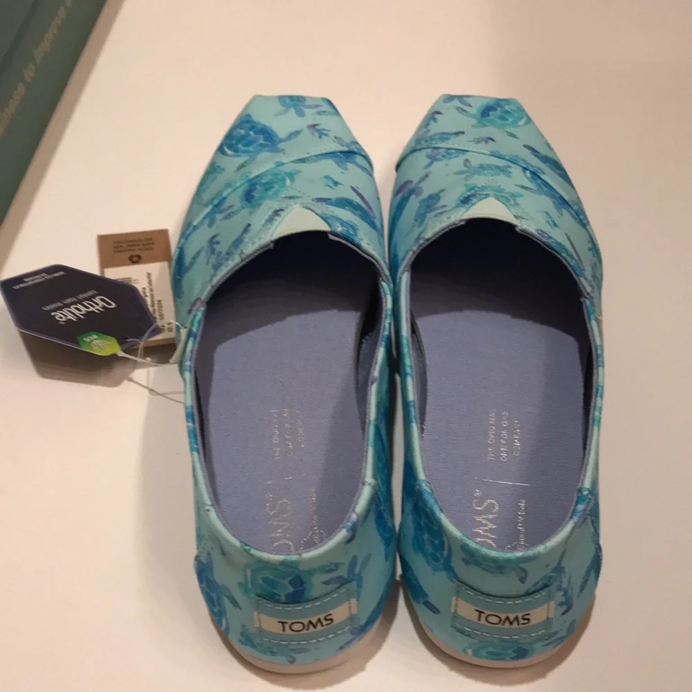 NWT TOMS ALPARGATA sea TURTLES SHOES 6 slip on light aqua - Picture 4 of 8